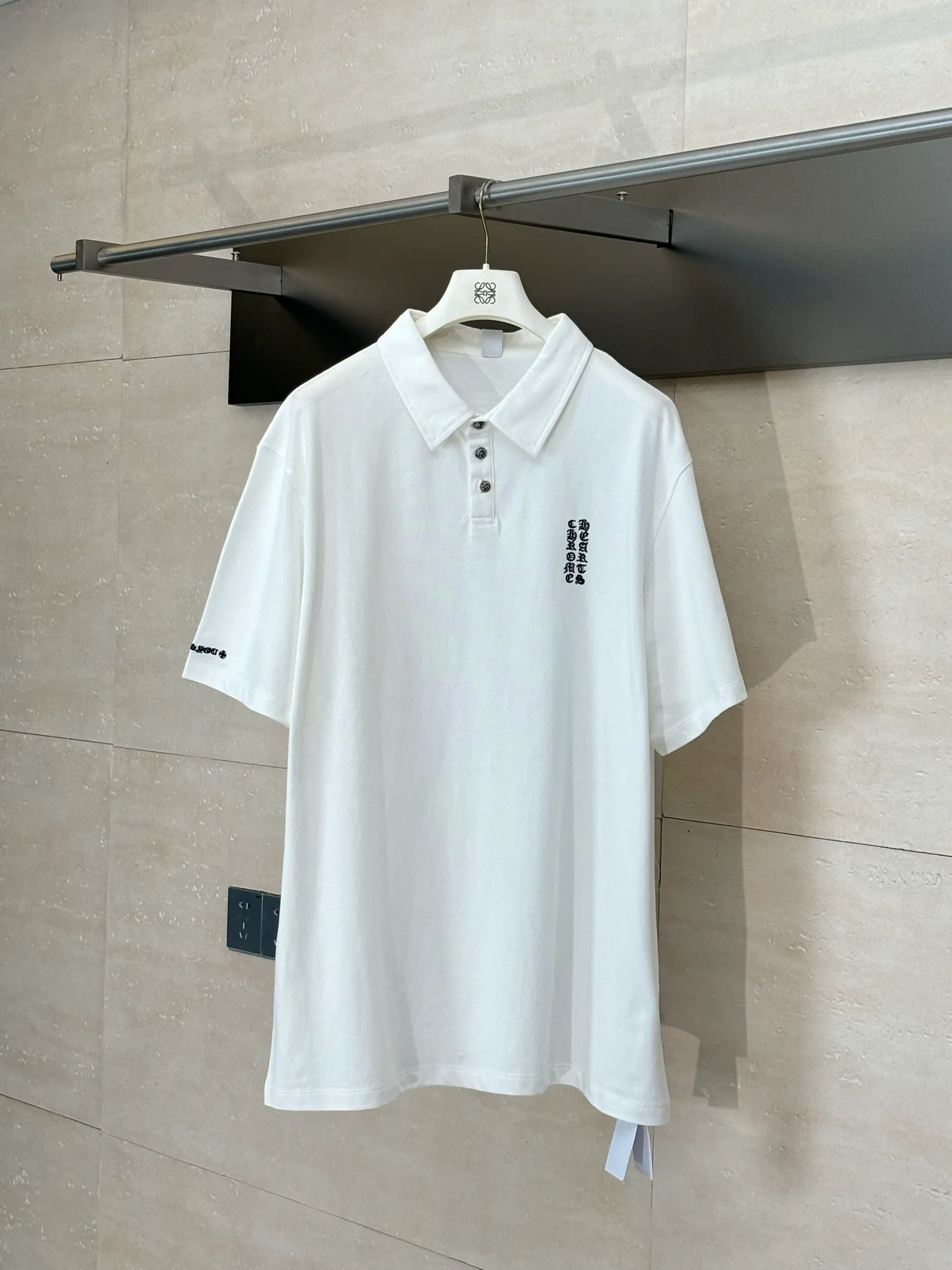 🅿️330 Come Hearts*/Cro Hearts 25Ss new Japanese limited POLO shirt. The fabric is made of 230G pure cotton pique cloth. The chest and cuffs are embroidered by imported embroidery machines. High-precision embroidery. The leather tag is made of lambskin. The cost is expensive. Collar hardware molding. Customized accessories. Size: S/M/L